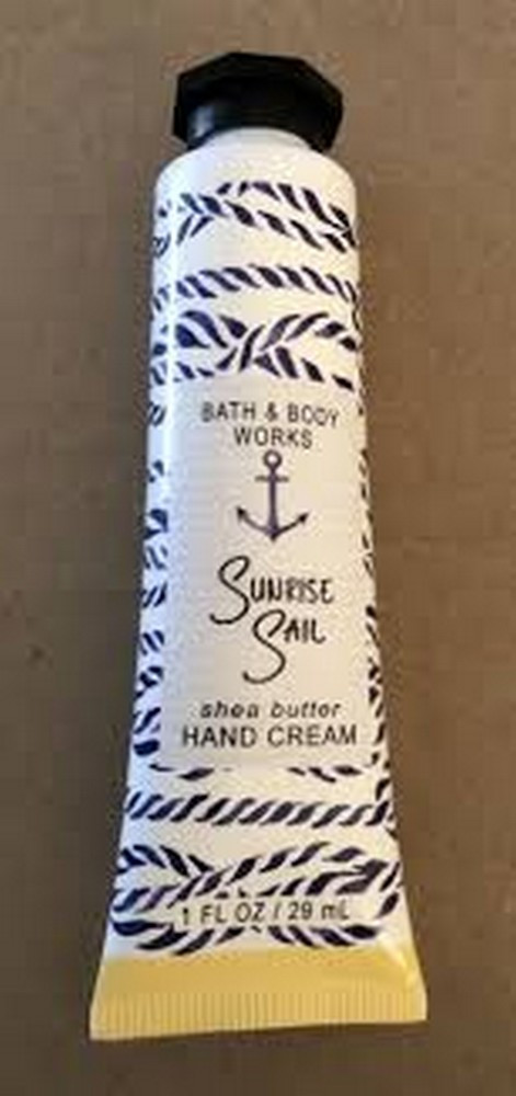 c00be4bc4255e7535be09bed8e7ae351.jpeg 🔥In Stock🔥 | 💯% Authentic | ✨Lowest Price✨ Bath And Body Works Sunset Sail Hand Cream - Image 1